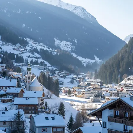 Alpine Penthouse In Der Residenz Silvretta - Stunning & Luxurious, Inkl Silvretta Card Premium See