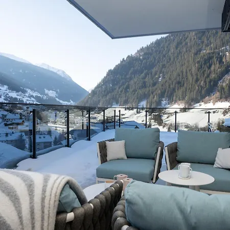 Alpine Penthouse In Der Residenz Silvretta - Stunning & Luxurious, Inclusive Silvretta Card Premium Lägenhet