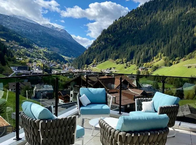 Alpine Penthouse In Der Residenz Silvretta - Stunning & Luxurious 湖城