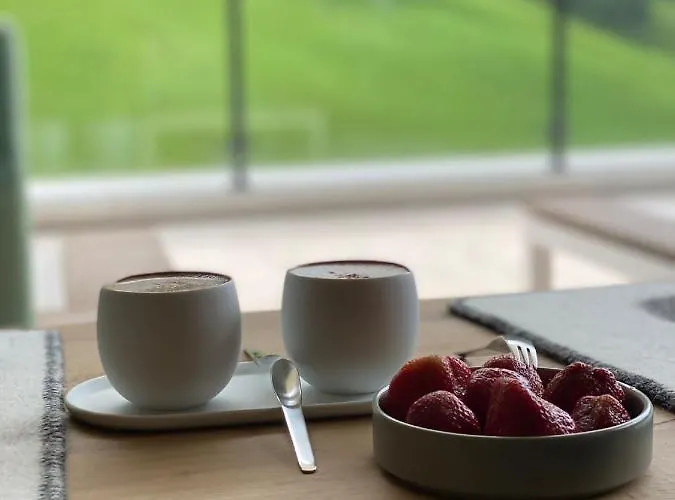 Alpine Penthouse In Der Residenz Silvretta - Stunning & Luxurious アパート