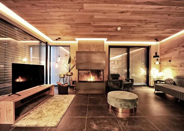 Alpine Penthouse In Der Residenz Silvretta - Stunning & Luxurious アパート *