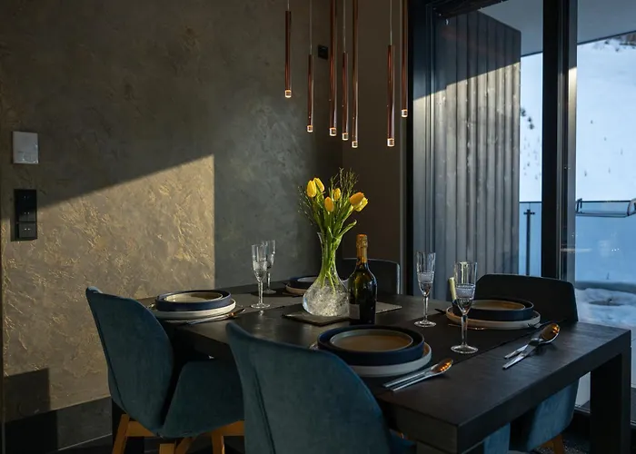 Alpine Penthouse In Der Residenz Silvretta - Stunning & Luxurious * 湖城