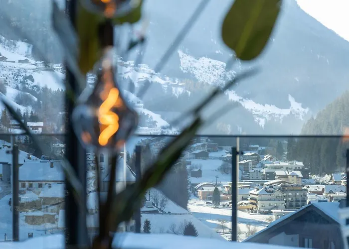 Alpine Penthouse In Der Residenz Silvretta - Stunning & Luxurious 公寓 湖城